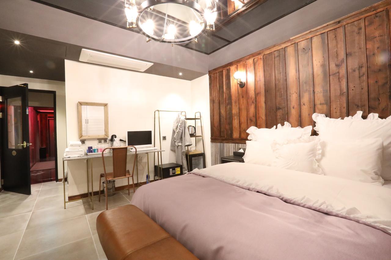 February Stay Gangseo Busan Extérieur photo