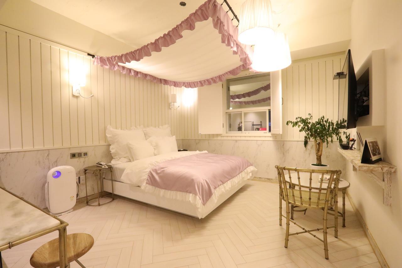 February Stay Gangseo Busan Extérieur photo