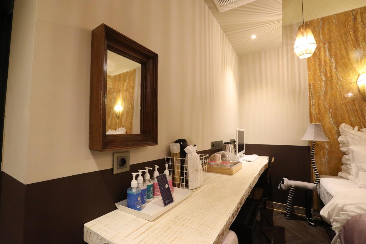 February Stay Gangseo Busan Extérieur photo